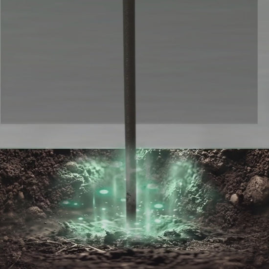 Animation: the earth connection runs from the soil, up through the building's structure, to the wall socket's earth pin, then along the cord to the snap on the Naturalive fitted grounding sheet.
